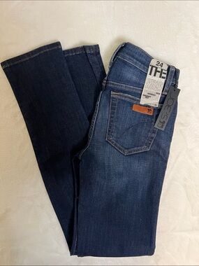 Joe's Jeans Cigarette Straight and Narrow Denim Jeans Size 24 NEW